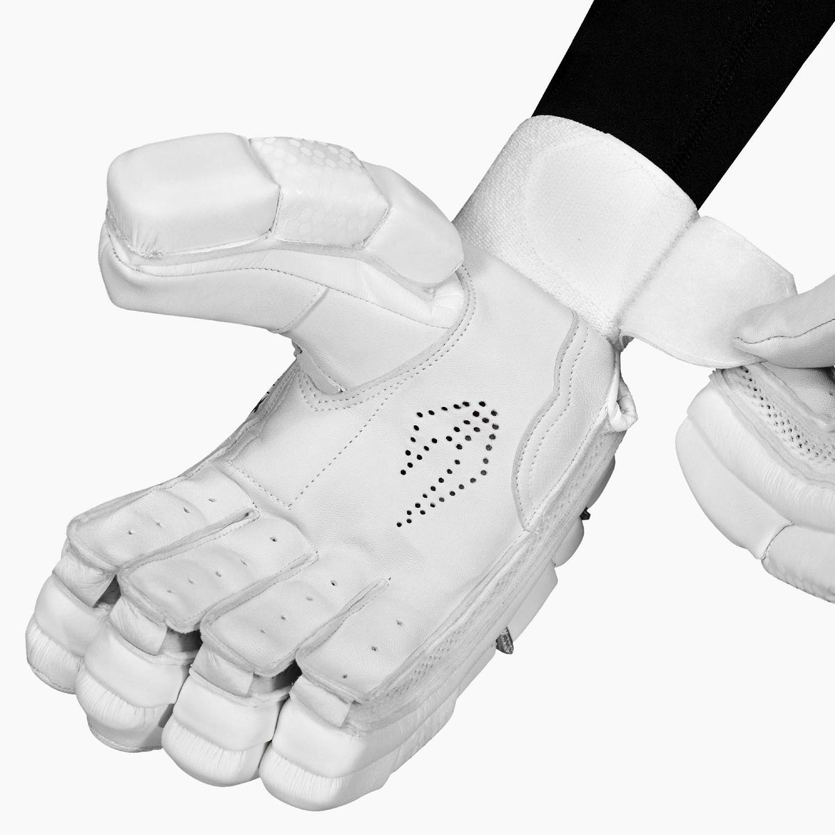 DSC X-Lite LE Cricket Batting Gloves - The Cricket & Football Warehouse