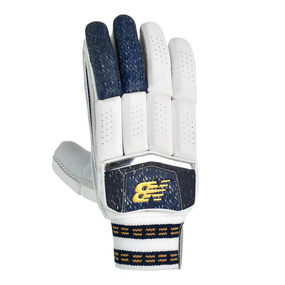 New Balance DC 600 Batting Gloves - The Cricket & Football Warehouse