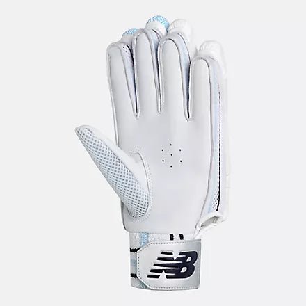 New Balance TC600 Batting Gloves - The Cricket Warehouse