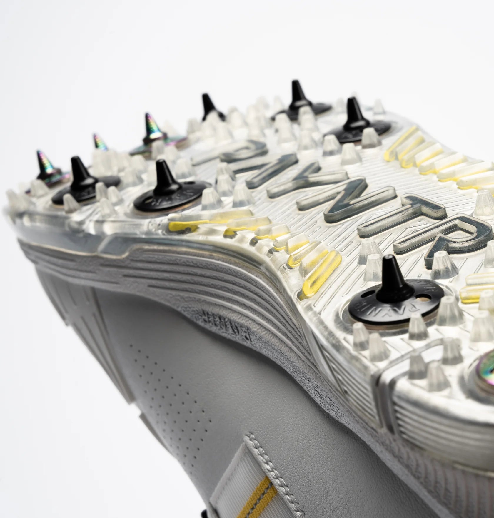 Payntr Pro - X Carbon Speed Cricket Bowling Spikes - The Cricket & Football Warehouse