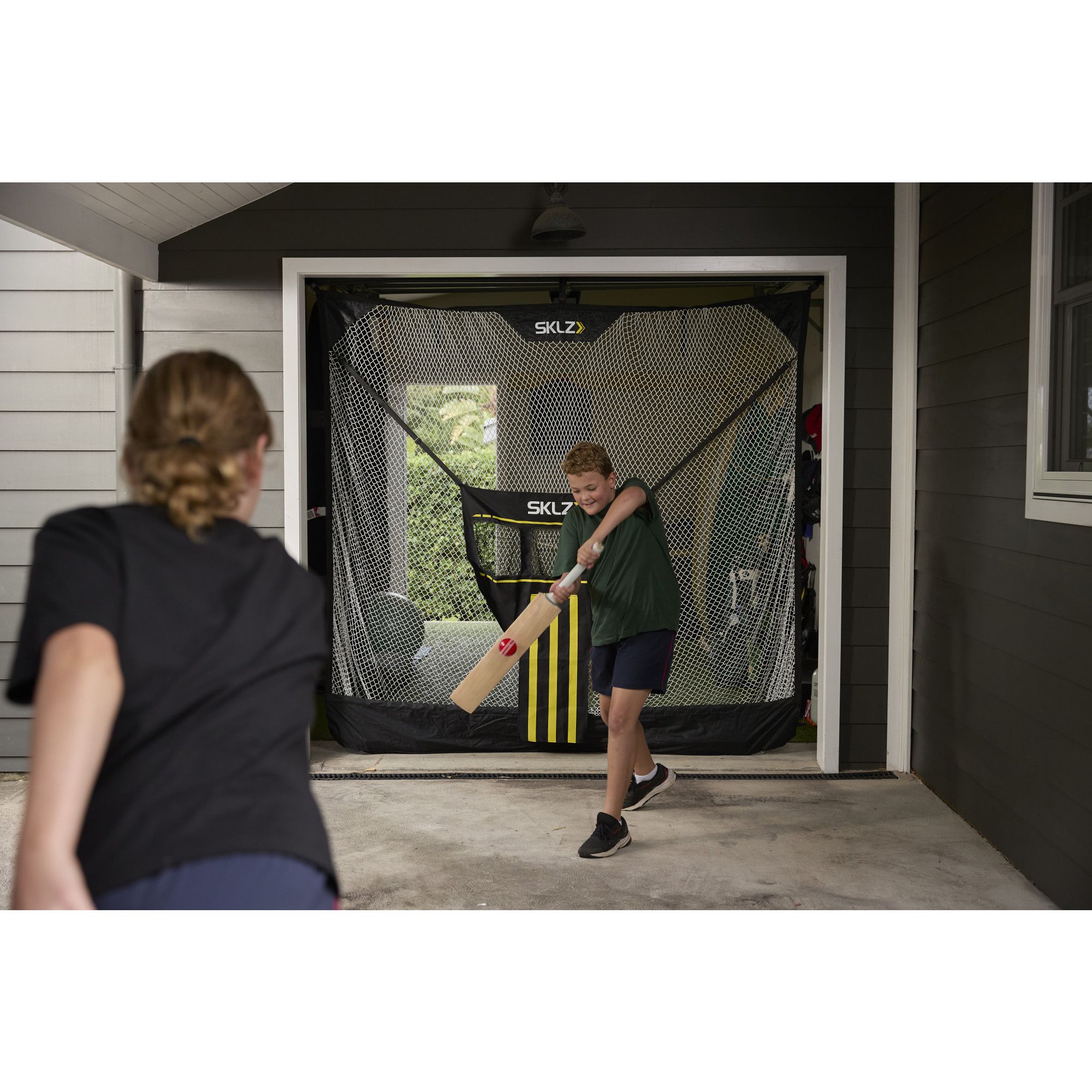 SKLZ Cricket Suspended Stumps Net - The Cricket & Football Warehouse