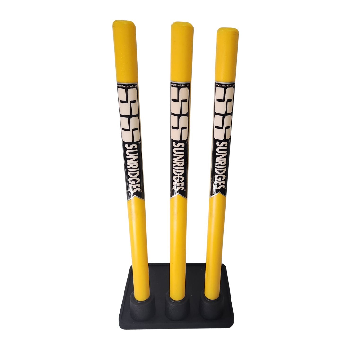 SS Plastic Stumps With Rubber Base - The Cricket & Football Warehouse