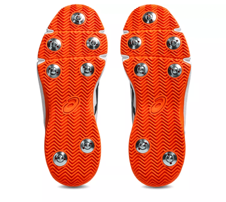 Asics 100 Not Out Cricket Spikes White/Orange - The Cricket & Football Warehouse