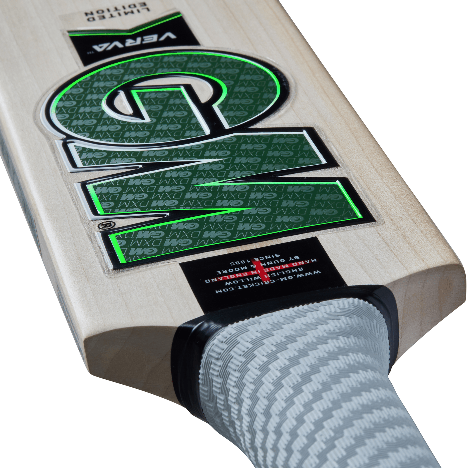 Gunn & Moore Verva 404 L540 DXM Cricket Bat - The Cricket & Football Warehouse