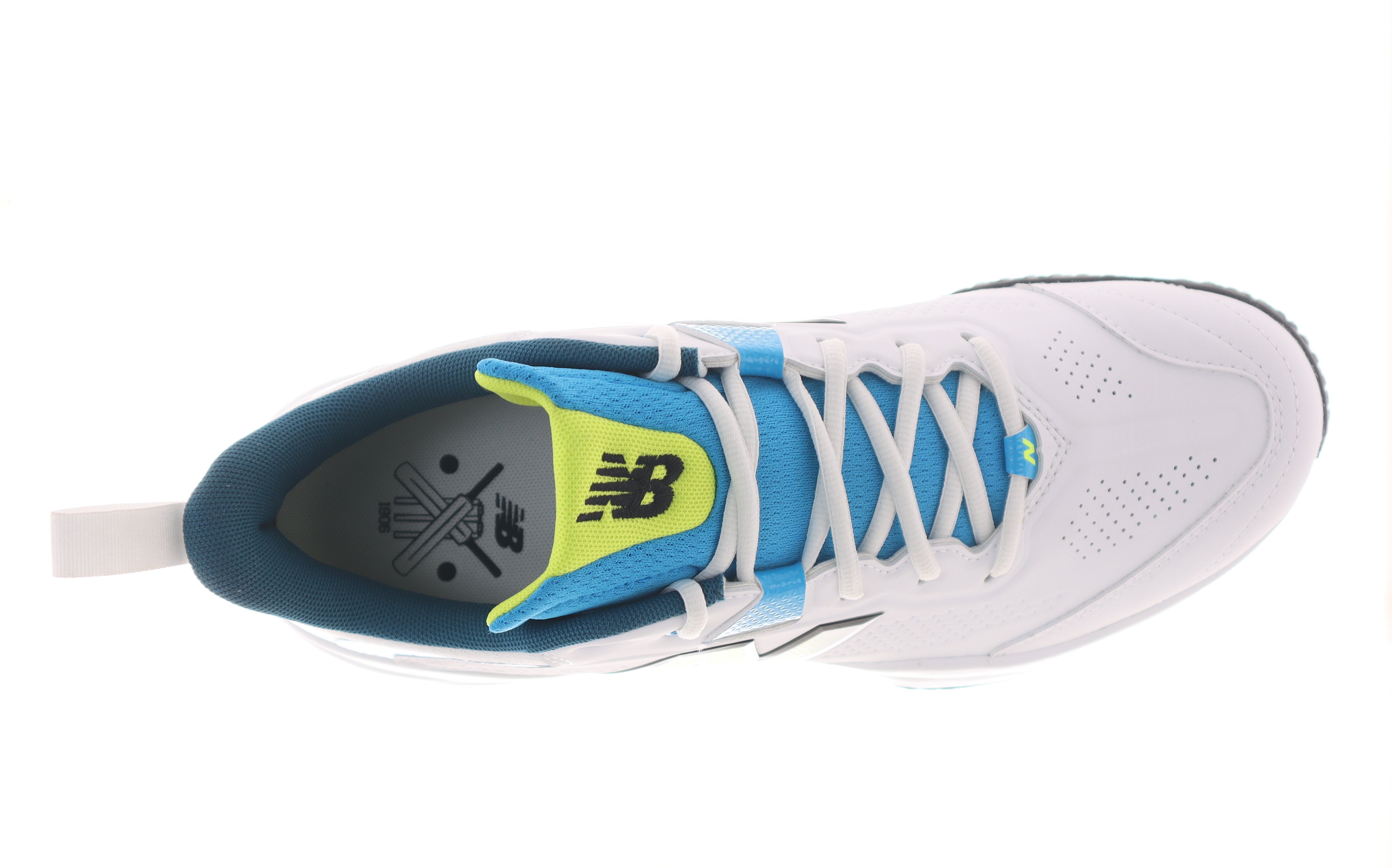 New Balance CK4020 V8 Rubber Sole Cricket Shoes - The Cricket & Football Warehouse