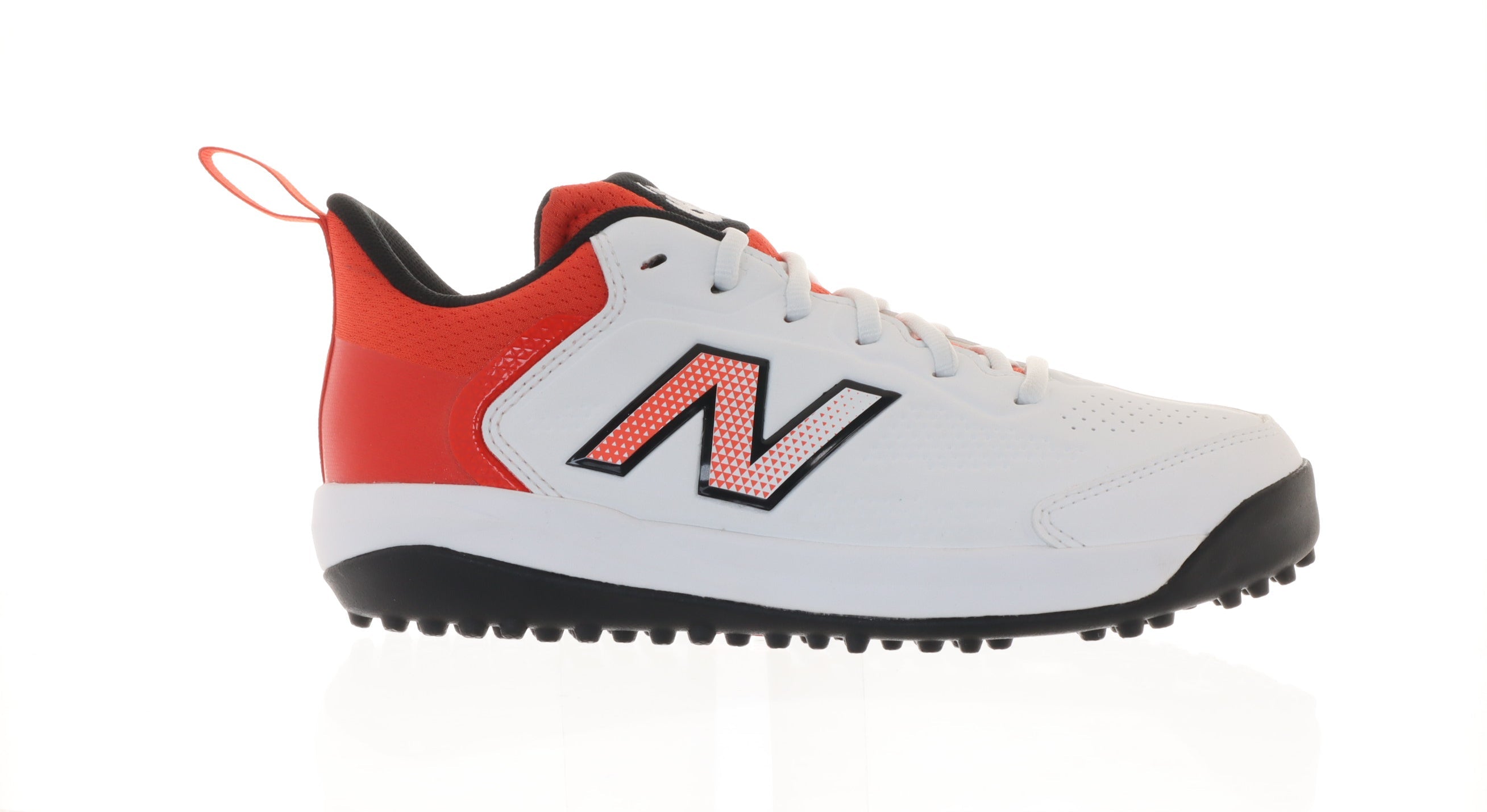 New Balance KC4020F6 Junior Rubber Sole Shoes - The Cricket & Football Warehouse